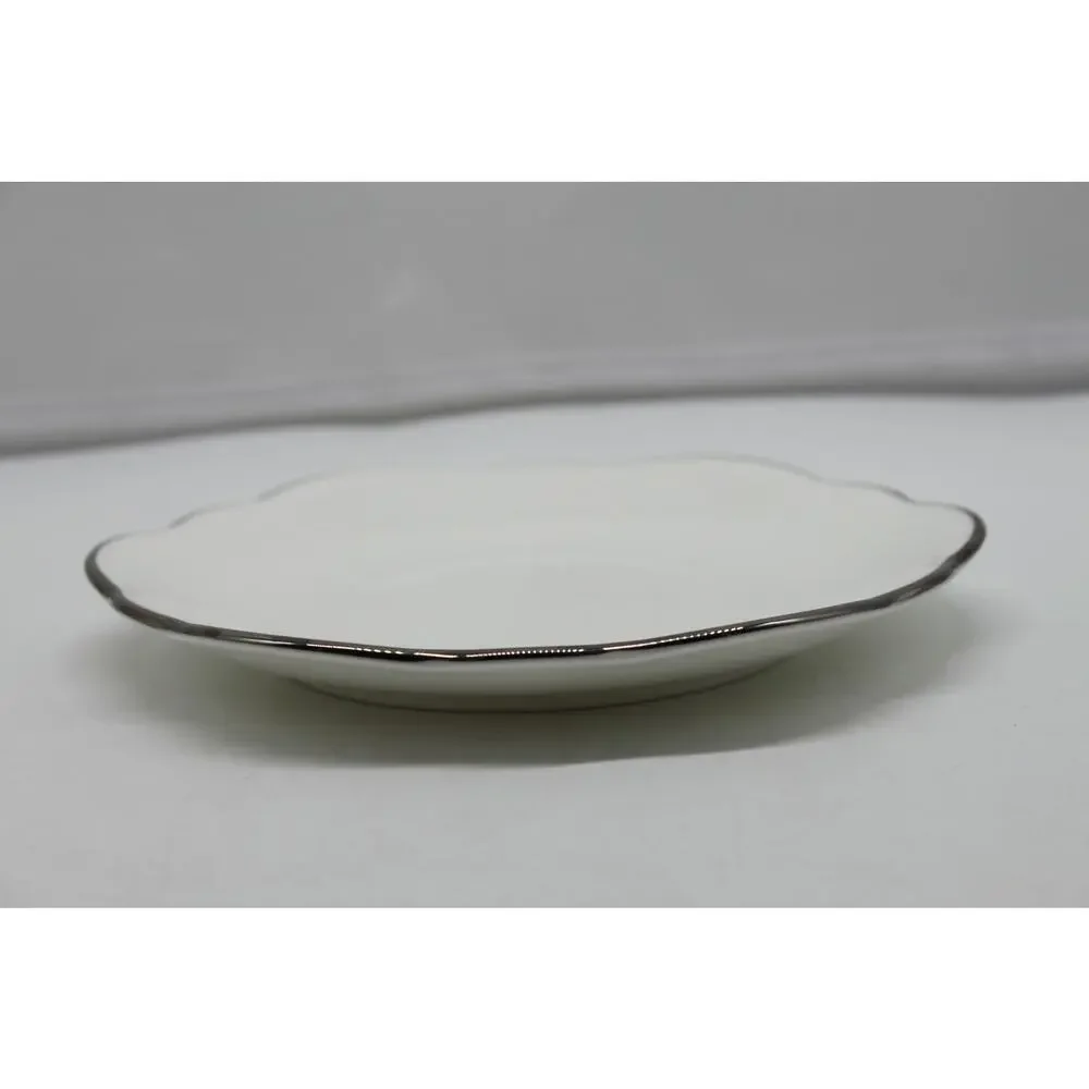 NWT Mikasa Bone Fine China Platinum‎ Halo Wellington Canape 5.5